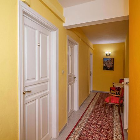 Byron Traditional Hotel Нафплион Екстериор снимка