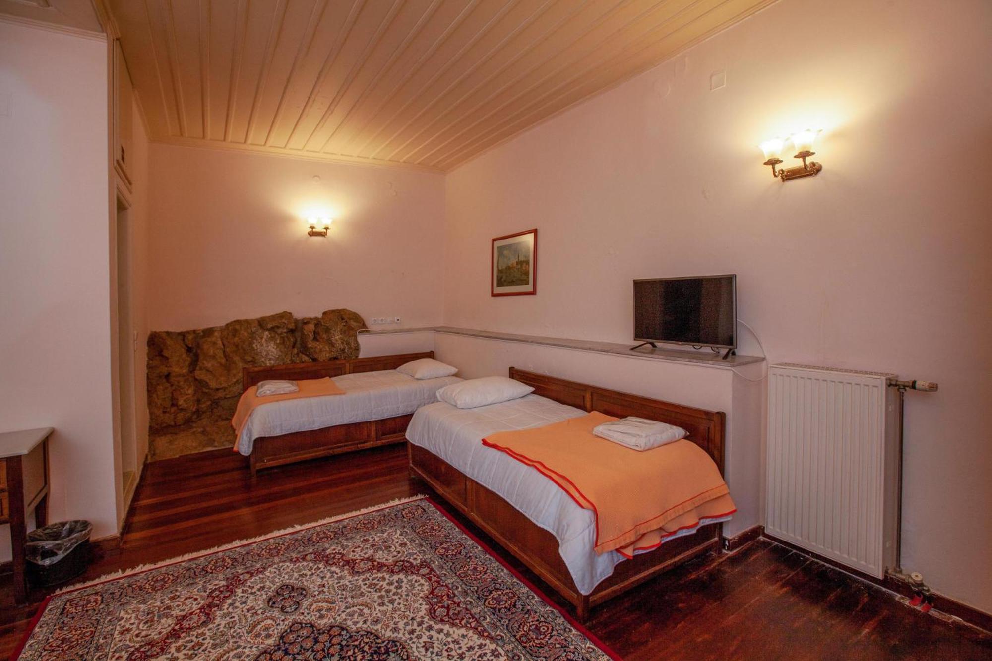 Byron Traditional Hotel Нафплион Стая снимка