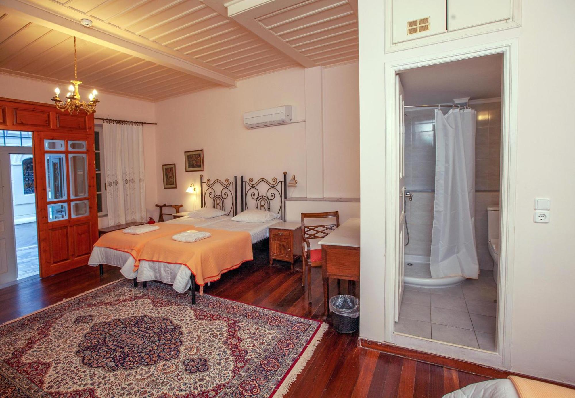 Byron Traditional Hotel Нафплион Стая снимка