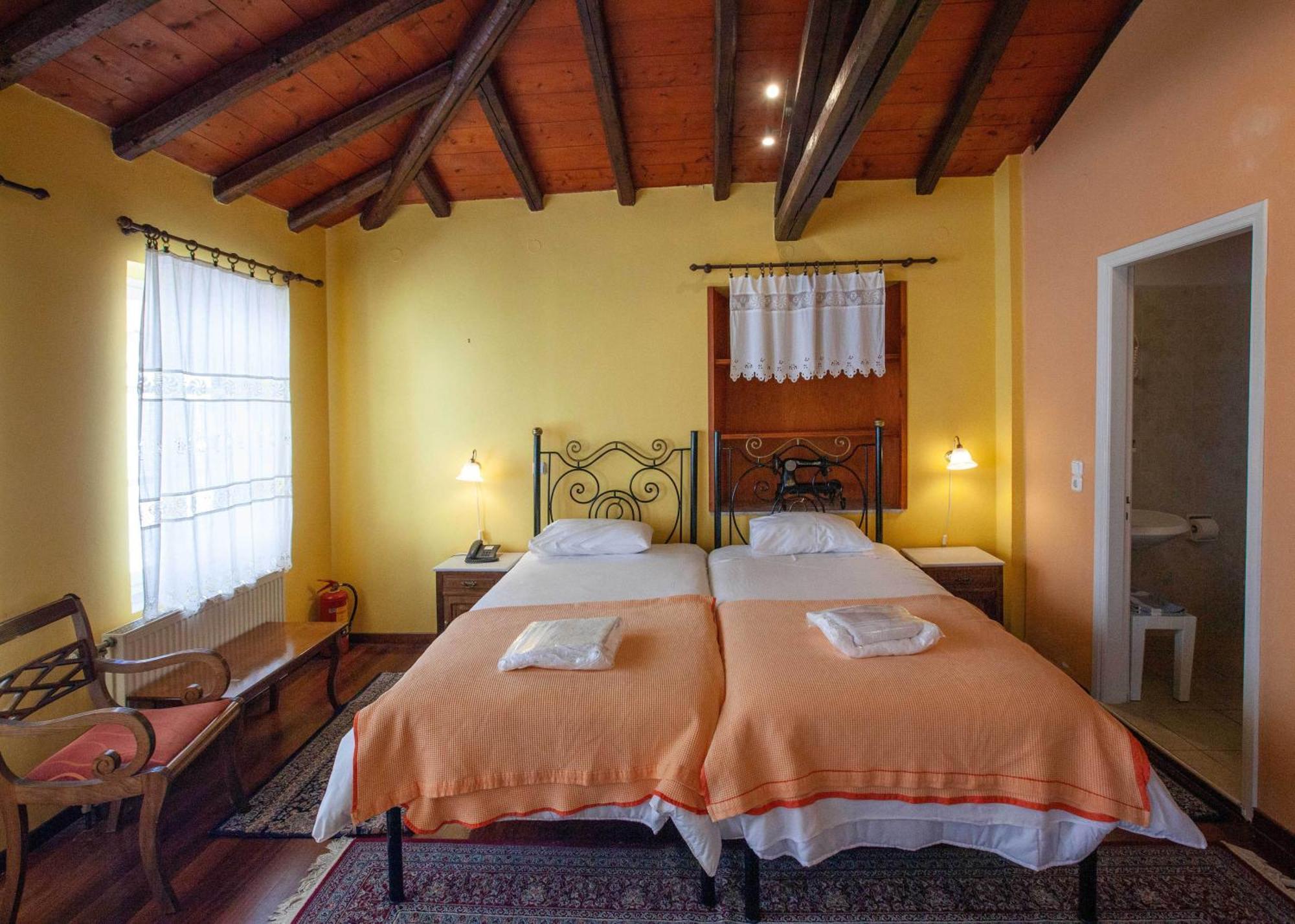 Byron Traditional Hotel Нафплион Екстериор снимка