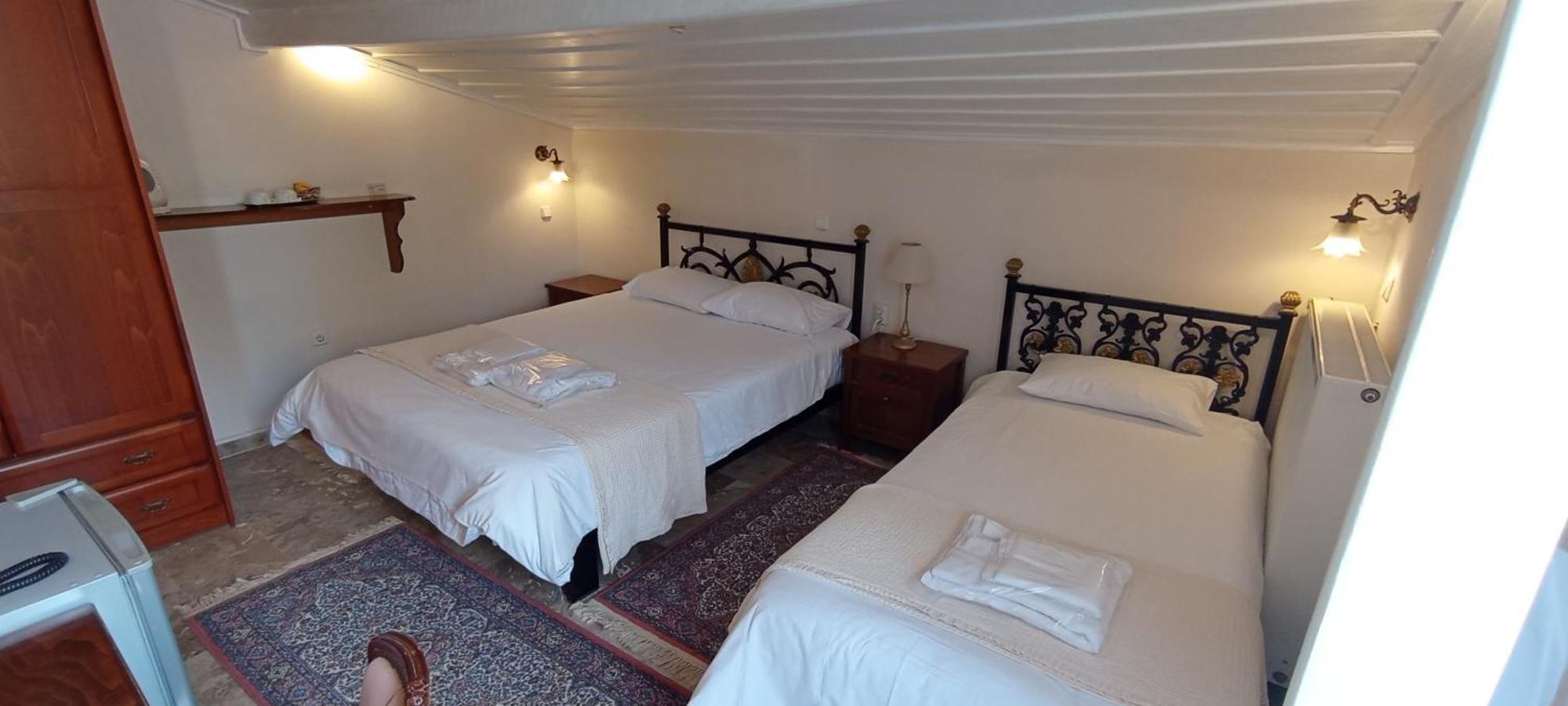Byron Traditional Hotel Нафплион Екстериор снимка